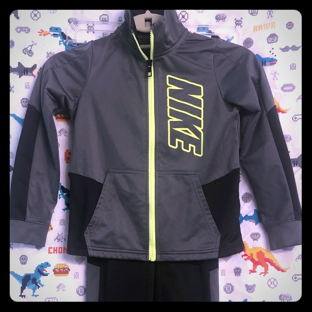 Boys Nike Warm-Ups Sweatsuit, Size 7/L
